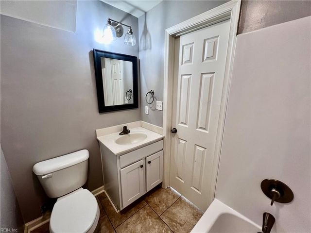 5804 Miss Coral CT, Virginia Beach, VA 23462