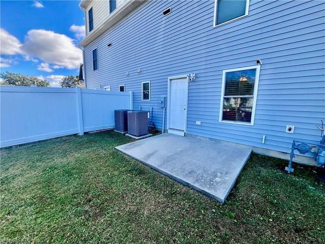 5804 Miss Coral CT, Virginia Beach, VA 23462