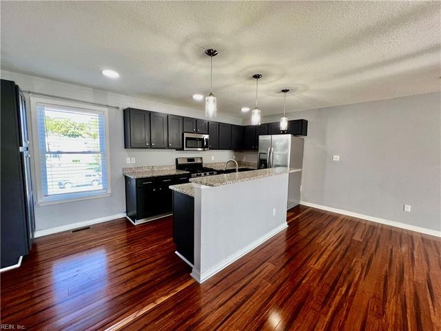5804 Miss Coral CT, Virginia Beach, VA 23462
