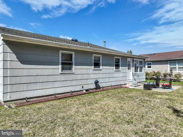 113 GEORGETOWN RD, Toms River, NJ 08757