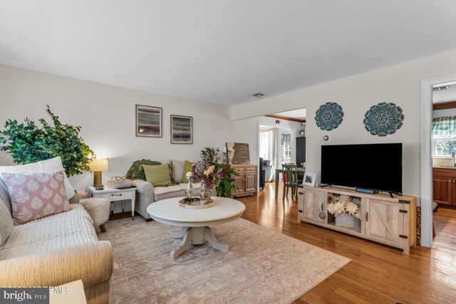 113 GEORGETOWN RD, Toms River, NJ 08757