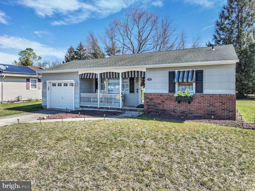 113 GEORGETOWN RD, Toms River, NJ 08757