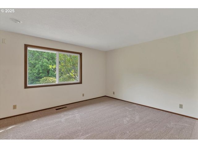 2520 S CRESTLINE Dr, Waldport, OR 97394