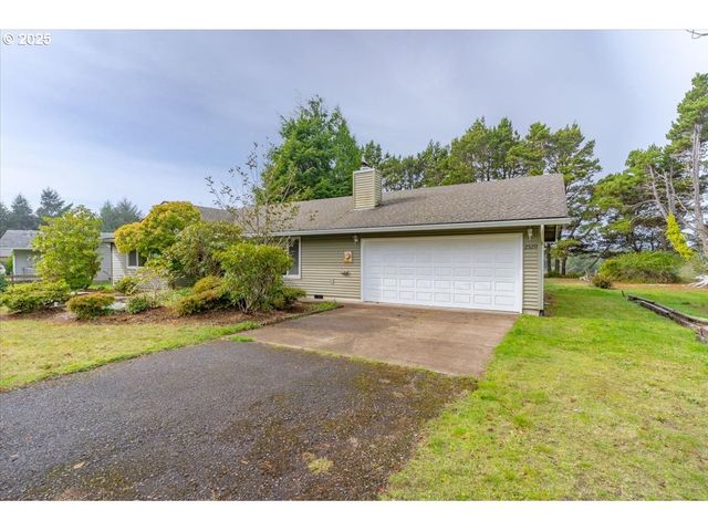 2520 S CRESTLINE Dr, Waldport, OR 97394