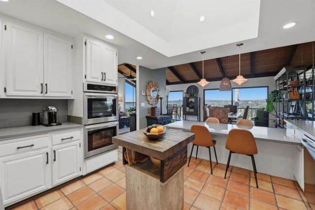 2414 Sacada Circle A, Carlsbad, CA 92009