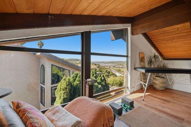 2414 Sacada Circle A, Carlsbad, CA 92009