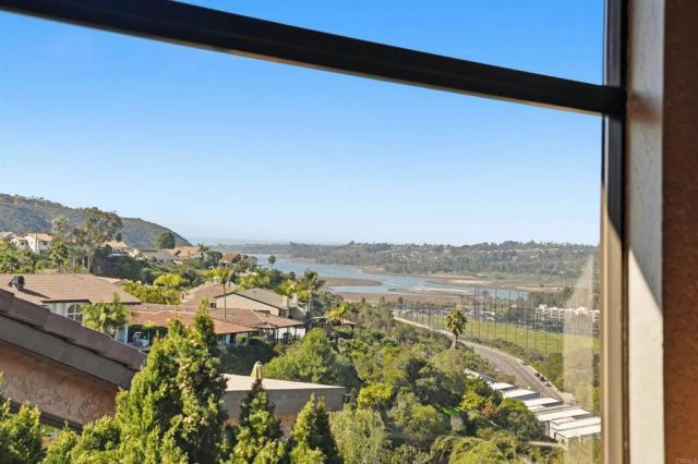 2414 Sacada Circle A, Carlsbad, CA 92009