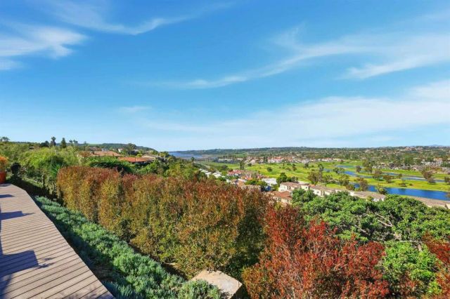 2414 Sacada Circle A, Carlsbad, CA 92009