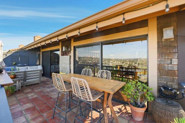 2414 Sacada Circle A, Carlsbad, CA 92009