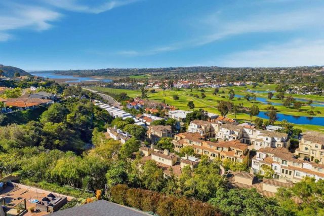 2414 Sacada Circle A, Carlsbad, CA 92009