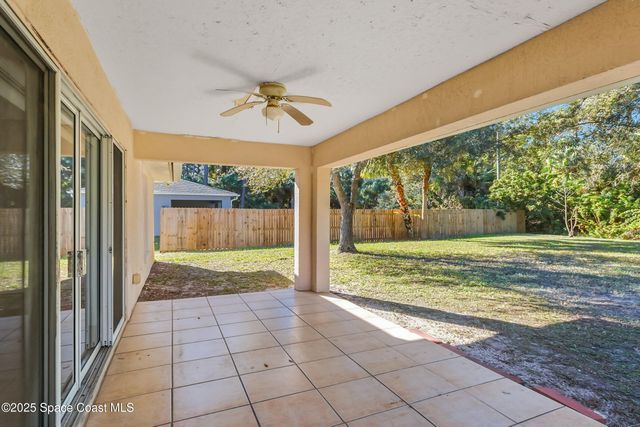 152 Greenbrier Avenue NW, Palm Bay, FL 32907