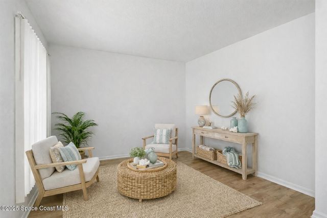 152 Greenbrier Avenue NW, Palm Bay, FL 32907