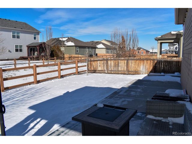 910 Pierson Ct, Windsor, CO 80550