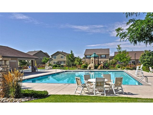 910 Pierson Ct, Windsor, CO 80550