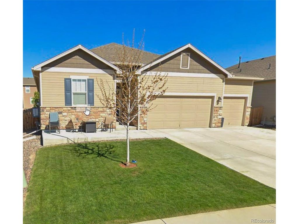 910 Pierson Ct, Windsor, CO 80550