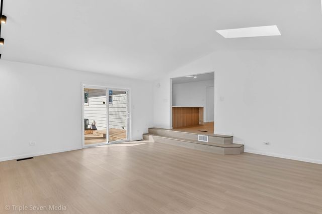 22509 Mission Drive, Richton Park, IL 60471