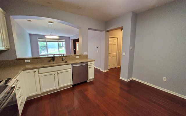 754 Wisconsin Avenue N, Golden Valley, MN 55427