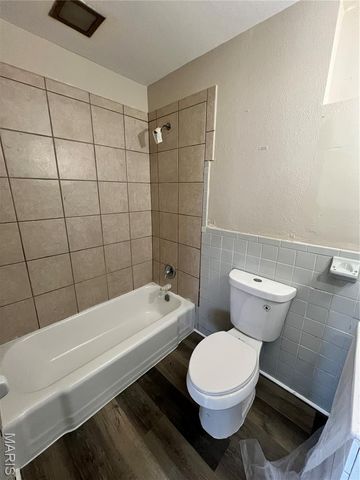 5150 Wallingford Drive, St Louis, MO 63121