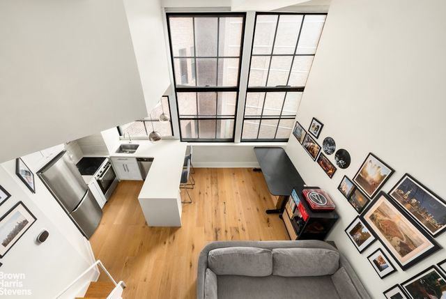 111 4th Ave Apt 3A, New York City, NY 10003