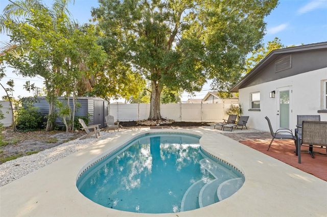 2700 13TH STREET W, Palmetto, FL 34221
