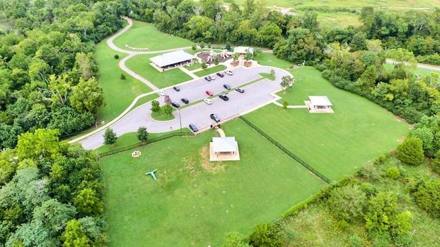 2631 Eldin Creek Dr, Murfreesboro, TN 37128