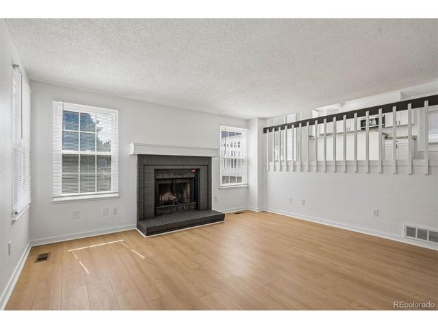 1156 S Rifle Cir, Aurora, CO 80017