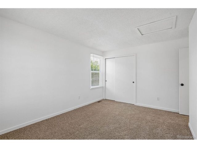 1156 S Rifle Cir, Aurora, CO 80017