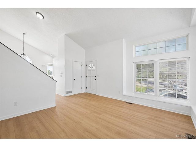 1156 S Rifle Cir, Aurora, CO 80017