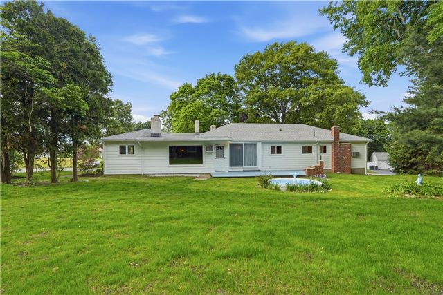 14 Cardinal Road, Cranston, RI 02921