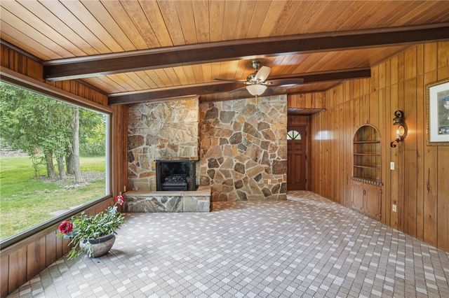 14 Cardinal Road, Cranston, RI 02921