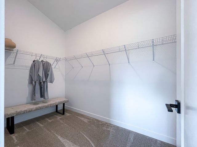 245 Regency Court E, Wauconda, IL 60084