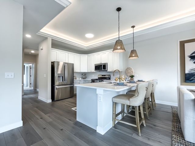 245 Regency Court E, Wauconda, IL 60084