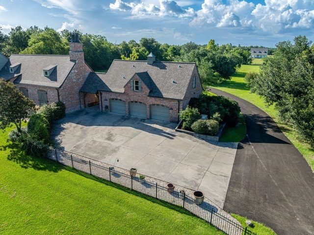3141 Miller Lane, Lake Charles, LA 70605