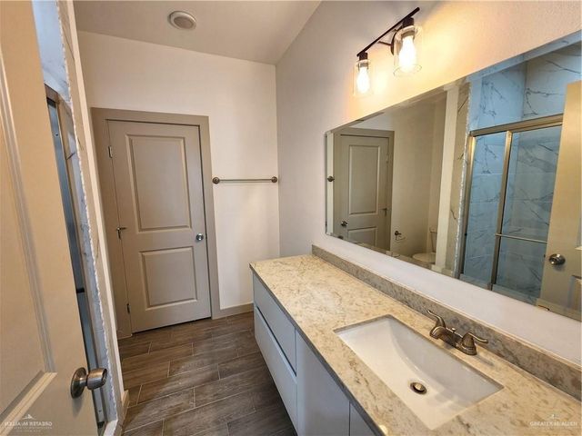 3600 Frio Avenue 2, Mcallen, TX 78504