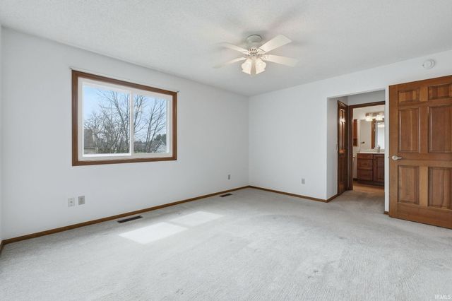 3936 Sugarhill Run, New Haven, IN 46774