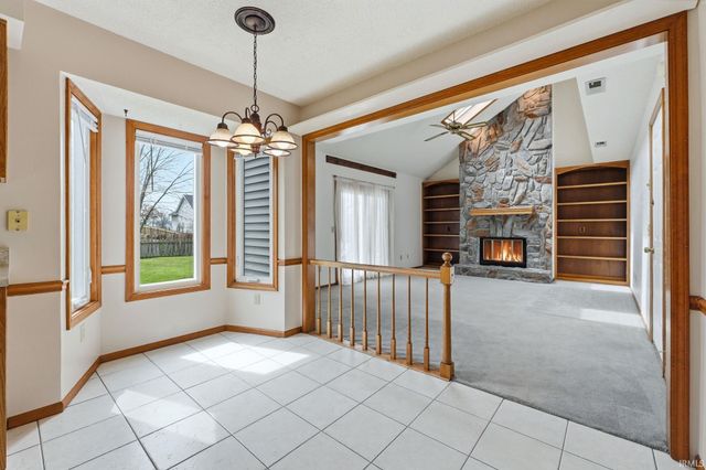 3936 Sugarhill Run, New Haven, IN 46774