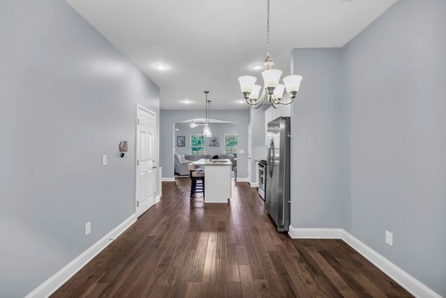 1715 Old Drakes Creek Rd, Hendersonville, TN 37075