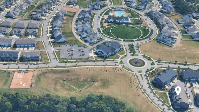 1715 Old Drakes Creek Rd, Hendersonville, TN 37075