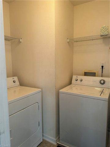 828 jennifer Lane, High Point, NC 27265