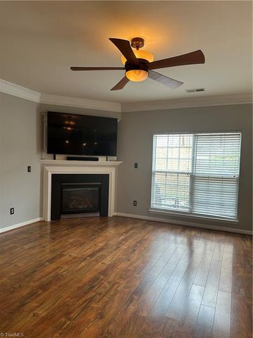 828 jennifer Lane, High Point, NC 27265