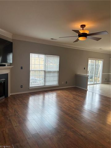 828 jennifer Lane, High Point, NC 27265