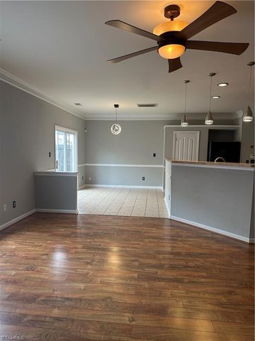 828 jennifer Lane, High Point, NC 27265