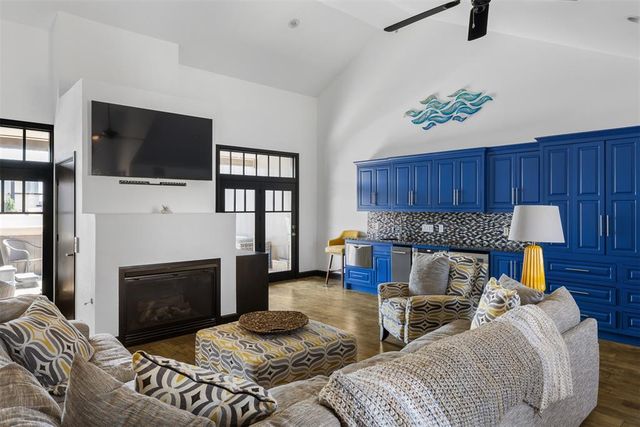 109 NE 3rd Street, Oklahoma City, OK 73104