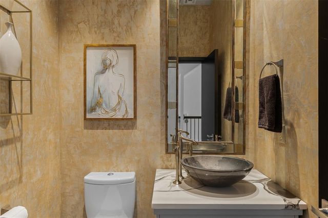 109 NE 3rd Street, Oklahoma City, OK 73104