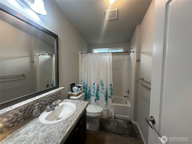 32110 T Pl, Ocean Park, WA 98640