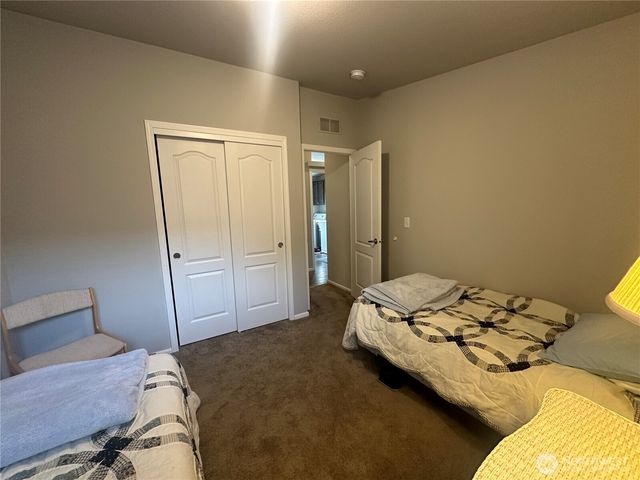 32110 T Pl, Ocean Park, WA 98640