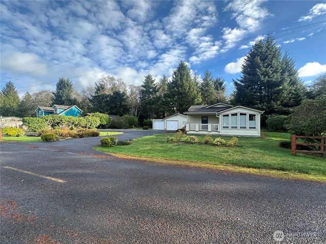 32110 T Pl, Ocean Park, WA 98640