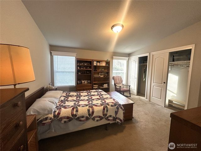 32110 T Pl, Ocean Park, WA 98640