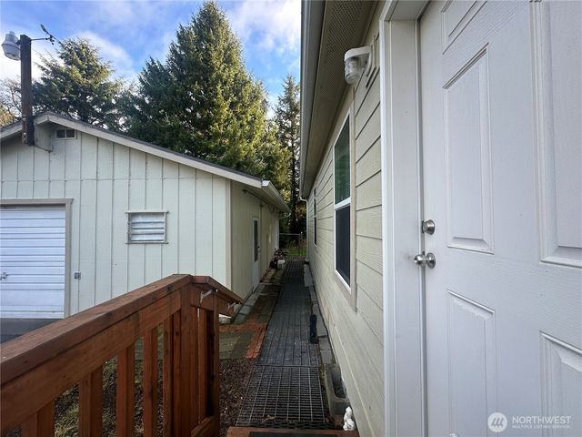 32110 T Pl, Ocean Park, WA 98640