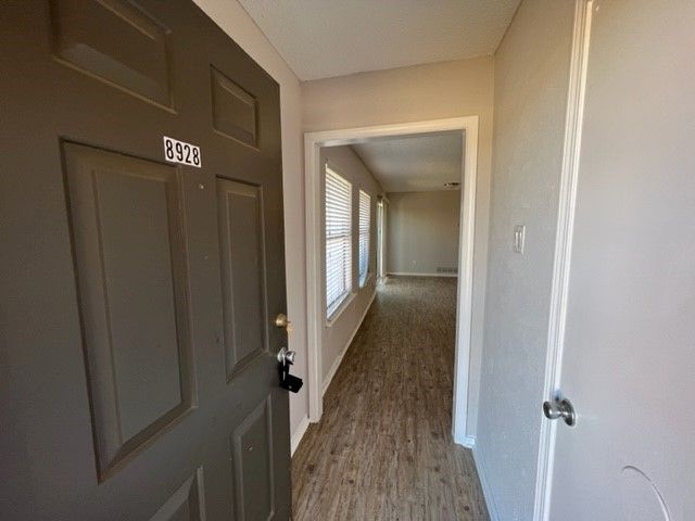 8928 Greenmound Avenue, Dallas, TX 75227